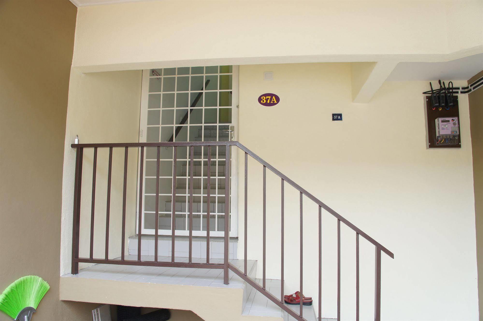 Sunshine Jonker Guesthouse Малакка Экстерьер фото